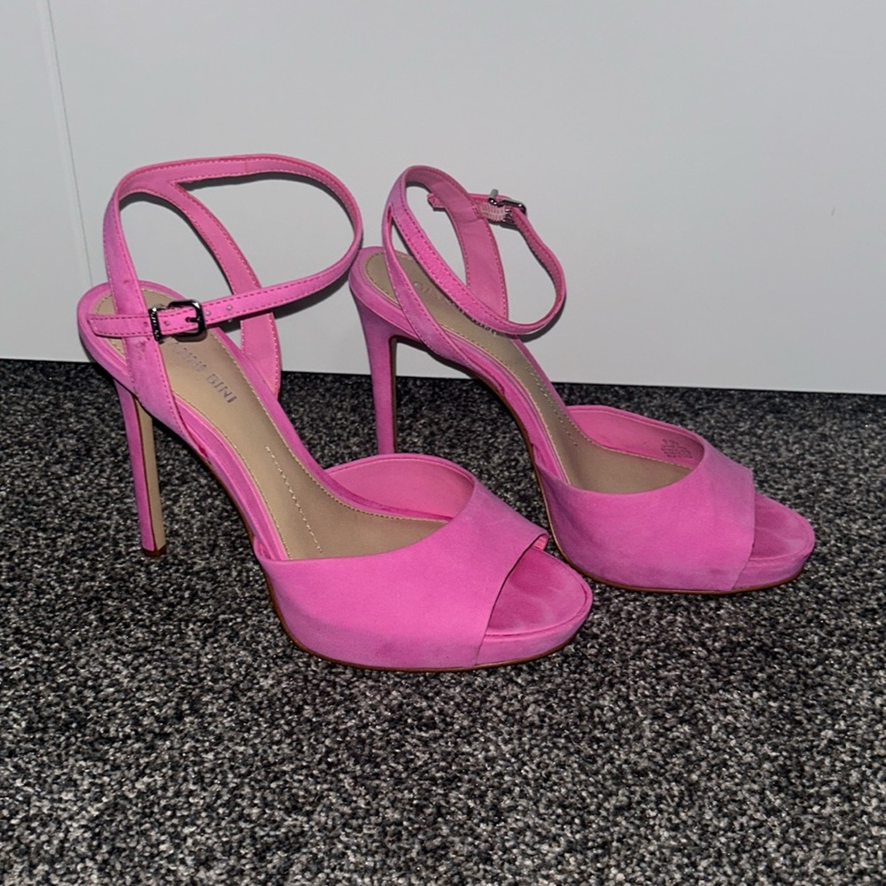 Pink Gianni Bini Pumps